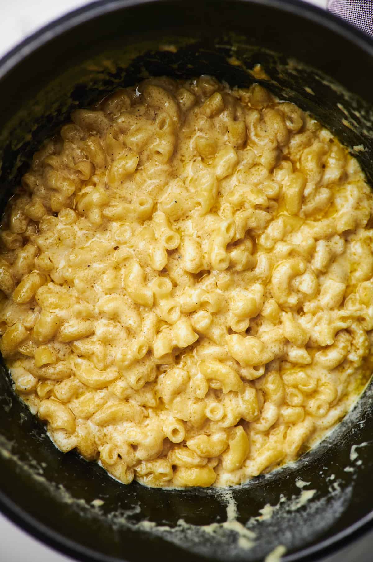 mac and cheese in the crock pot